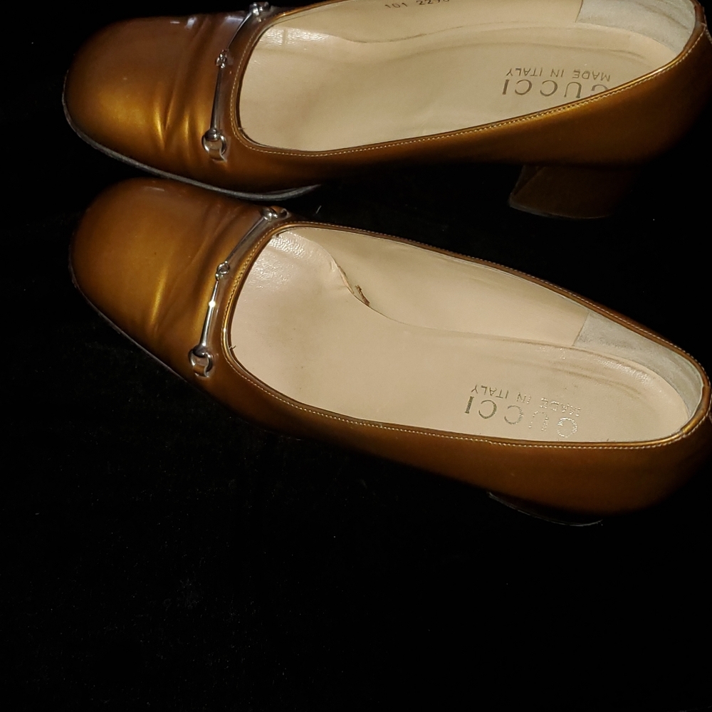 Shoes - Picture 4 of 4